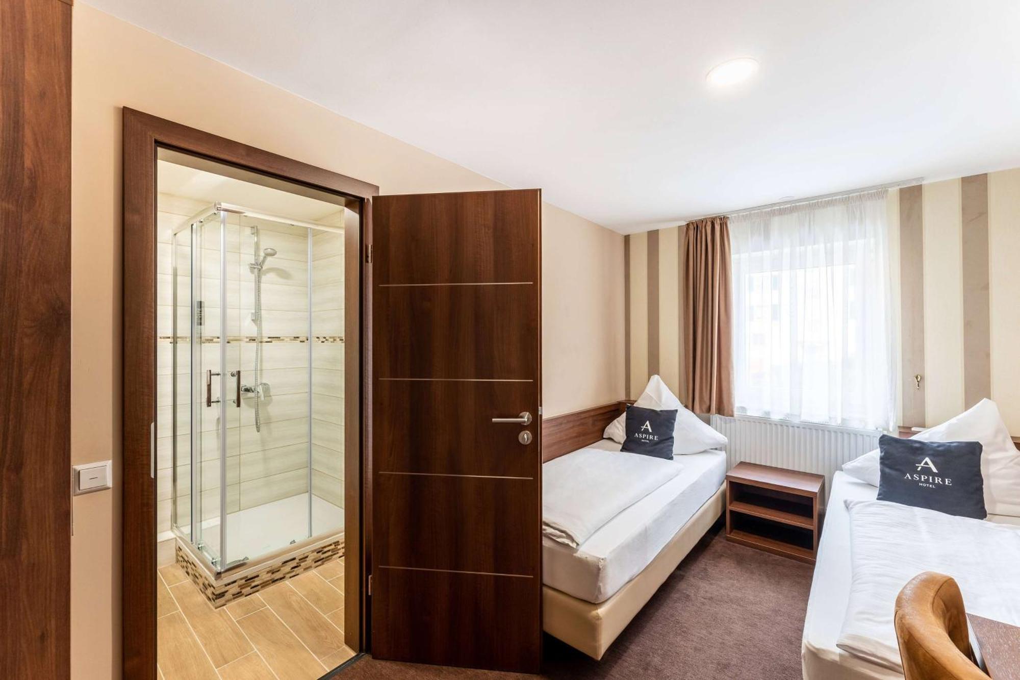 Stadthotel Reutlingen Exterior photo