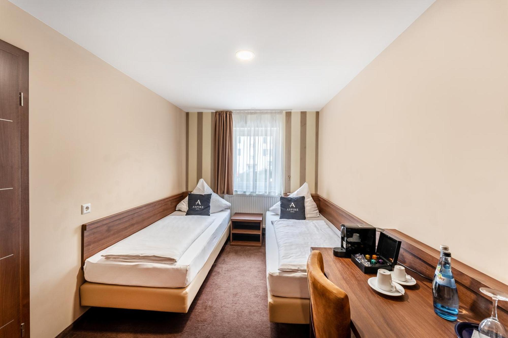 Stadthotel Reutlingen Exterior photo